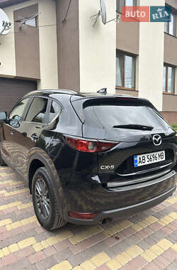 Позашляховик / Кросовер Mazda CX-5 2020 в 