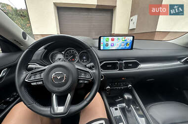 Позашляховик / Кросовер Mazda CX-5 2020 в 
