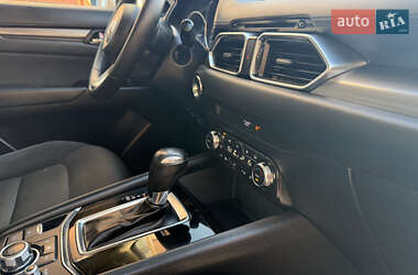 Внедорожник / Кроссовер Mazda CX-5 2018 в 