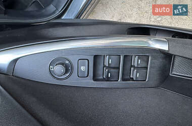 Внедорожник / Кроссовер Mazda CX-5 2012 в 