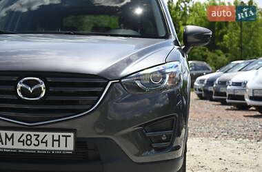 Позашляховик / Кросовер Mazda CX-5 2016 в 