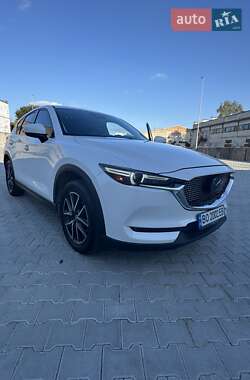 Внедорожник / Кроссовер Mazda CX-5 2017 в 