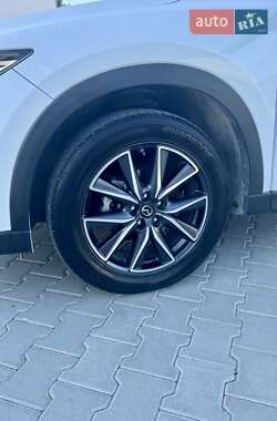 Внедорожник / Кроссовер Mazda CX-5 2017 в 