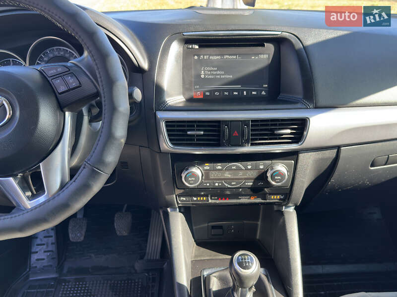 Внедорожник / Кроссовер Mazda CX-5 2015 в Каменском