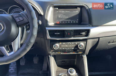 Позашляховик / Кросовер Mazda CX-5 2015 в 
