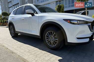 Позашляховик / Кросовер Mazda CX-5 2020 в 
