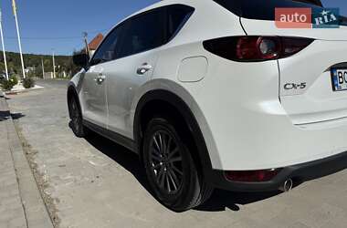 Позашляховик / Кросовер Mazda CX-5 2020 в 