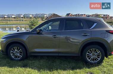 Позашляховик / Кросовер Mazda CX-5 2018 в 