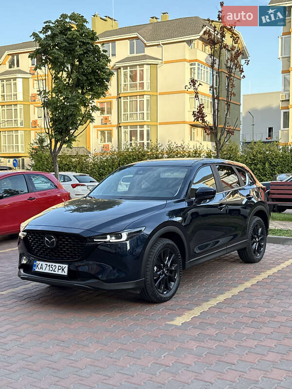 Внедорожник / Кроссовер Mazda CX-5 2023 в 