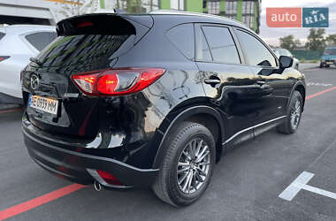 Позашляховик / Кросовер Mazda CX-5 2015 в 