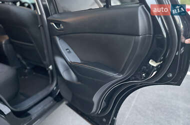 Позашляховик / Кросовер Mazda CX-5 2015 в 