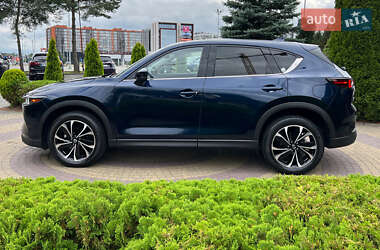 Позашляховик / Кросовер Mazda CX-5 2021 в 