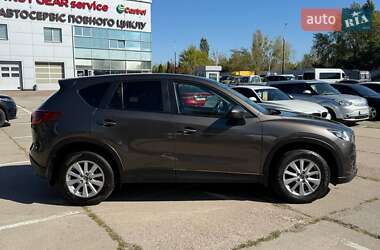 Позашляховик / Кросовер Mazda CX-5 2016 в 