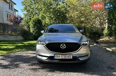 Внедорожник / Кроссовер Mazda CX-5 2018 в 