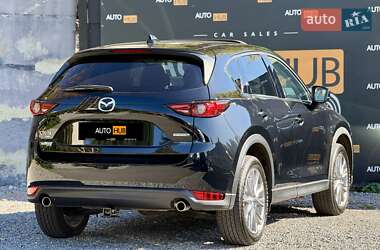 Позашляховик / Кросовер Mazda CX-5 2020 в 