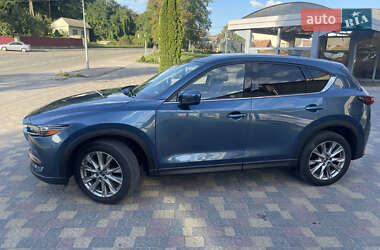 Позашляховик / Кросовер Mazda CX-5 2020 в 