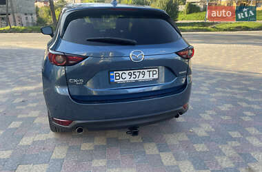 Позашляховик / Кросовер Mazda CX-5 2020 в 