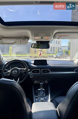 Внедорожник / Кроссовер Mazda CX-5 2017 в 