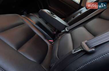 Позашляховик / Кросовер Mazda CX-5 2014 в 