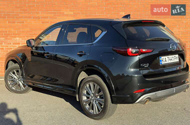 Позашляховик / Кросовер Mazda CX-5 2024 в 