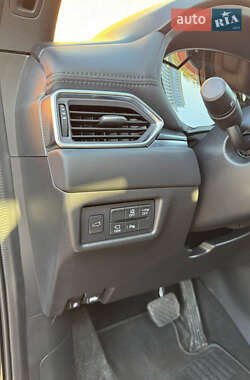 Позашляховик / Кросовер Mazda CX-5 2024 в 