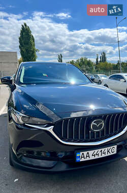 Внедорожник / Кроссовер Mazda CX-5 2017 в 