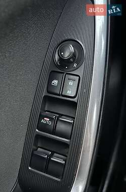 Внедорожник / Кроссовер Mazda CX-5 2012 в 