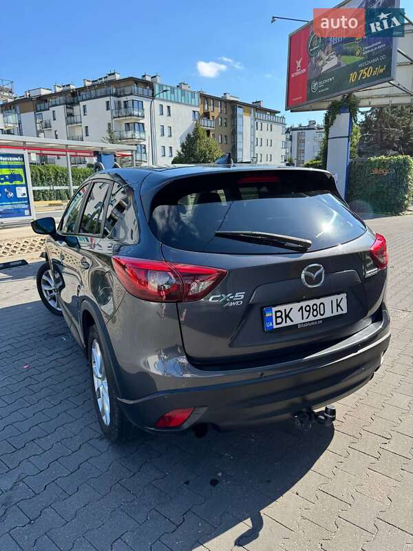 Позашляховик / Кросовер Mazda CX-5 2015 в Рівному