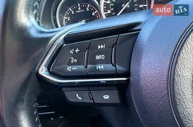 Позашляховик / Кросовер Mazda CX-5 2019 в 