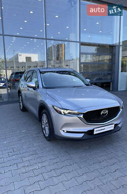 Позашляховик / Кросовер Mazda CX-5 2021 в 