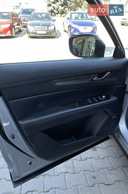 Позашляховик / Кросовер Mazda CX-5 2021 в 