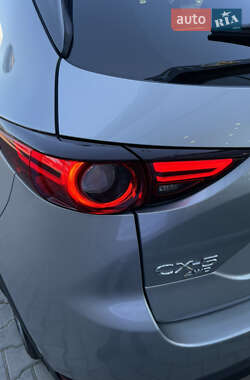 Позашляховик / Кросовер Mazda CX-5 2021 в 