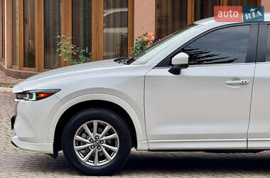 Внедорожник / Кроссовер Mazda CX-5 2023 в 