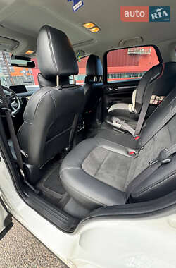 Позашляховик / Кросовер Mazda CX-5 2019 в 