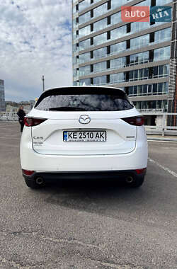 Позашляховик / Кросовер Mazda CX-5 2019 в 