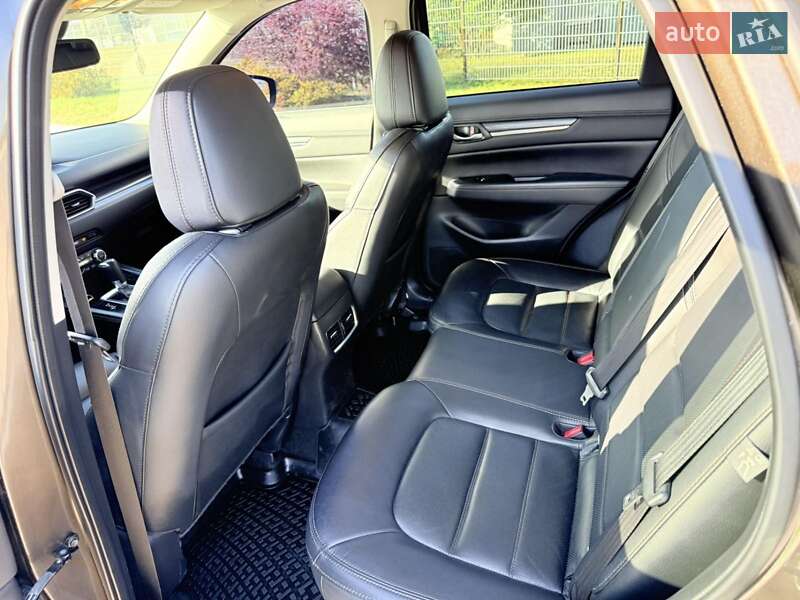 Внедорожник / Кроссовер Mazda CX-5 2018 в Харькове