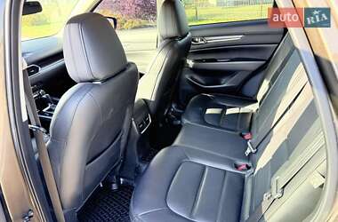 Позашляховик / Кросовер Mazda CX-5 2018 в 