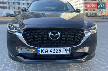 Позашляховик / Кросовер Mazda CX-5 2023 в 