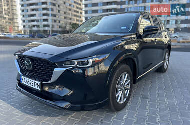 Позашляховик / Кросовер Mazda CX-5 2023 в 