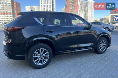 Позашляховик / Кросовер Mazda CX-5 2023 в 