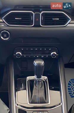 Внедорожник / Кроссовер Mazda CX-5 2019 в 