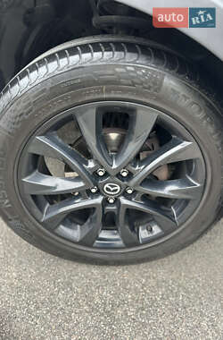 Позашляховик / Кросовер Mazda CX-5 2013 в 