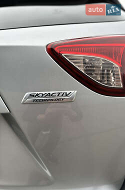 Позашляховик / Кросовер Mazda CX-5 2013 в 