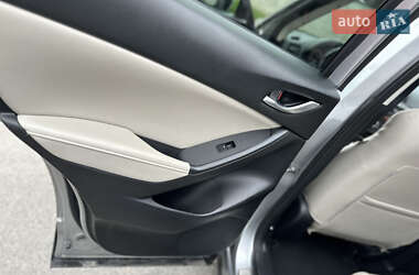 Позашляховик / Кросовер Mazda CX-5 2013 в 