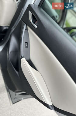 Позашляховик / Кросовер Mazda CX-5 2013 в 