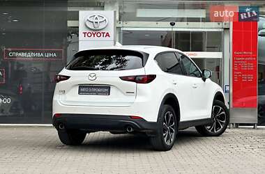 Позашляховик / Кросовер Mazda CX-5 2022 в 