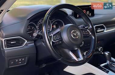 Позашляховик / Кросовер Mazda CX-5 2018 в 