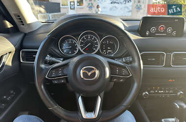 Позашляховик / Кросовер Mazda CX-5 2019 в 