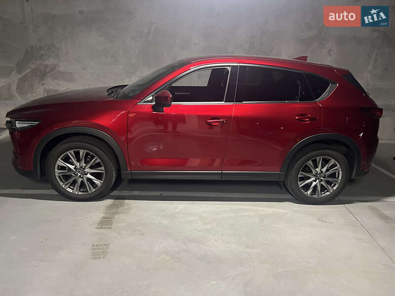Позашляховик / Кросовер Mazda CX-5 2021 в 