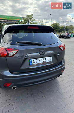 Позашляховик / Кросовер Mazda CX-5 2014 в 